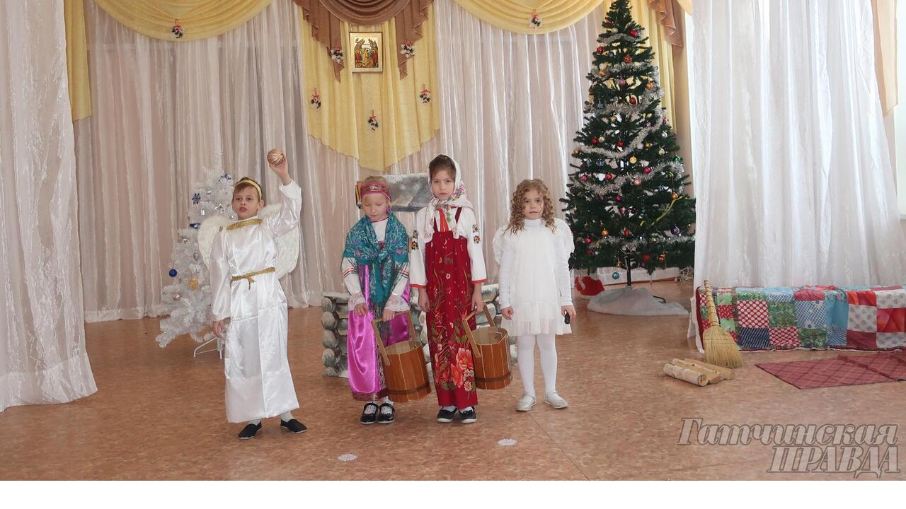 Рождественский спектакль в Воскресной школе Павловского собора Гатчины