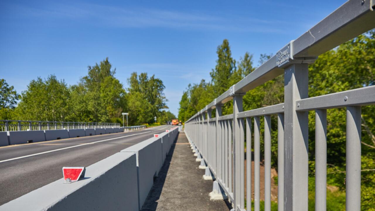 В Вайялово обновят мост через реку Ижору