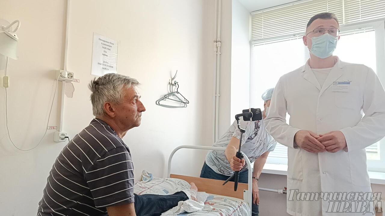Министр ДНР посетил Гатчинскую больницу