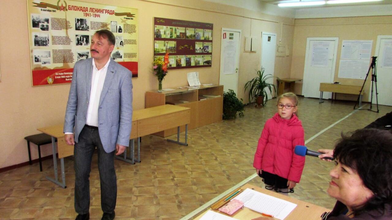Председатель областной Избирательной комиссии проголосовал в Гатчине