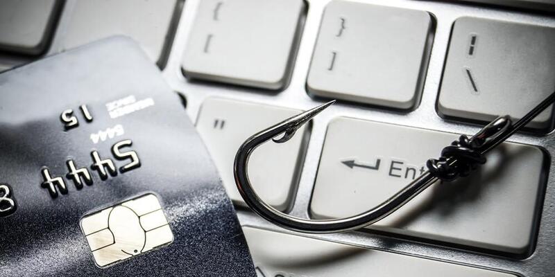 Сняла все деньги – и перевела мошенникам