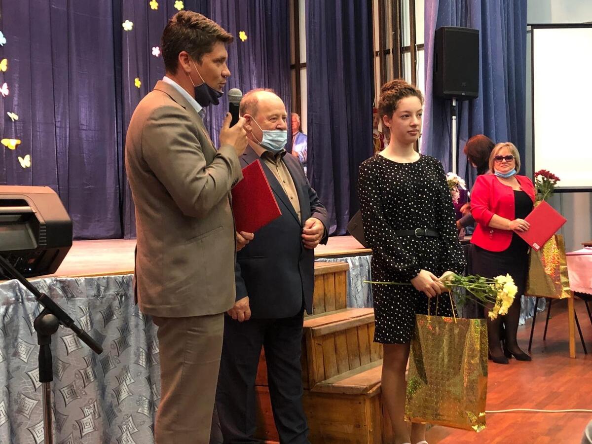 рождественское поселение. администрация рождествено гатчинского. рождественское поселение. глава рождественского сельского поселения гатчинского района. учителя хазовой галины демидовны.