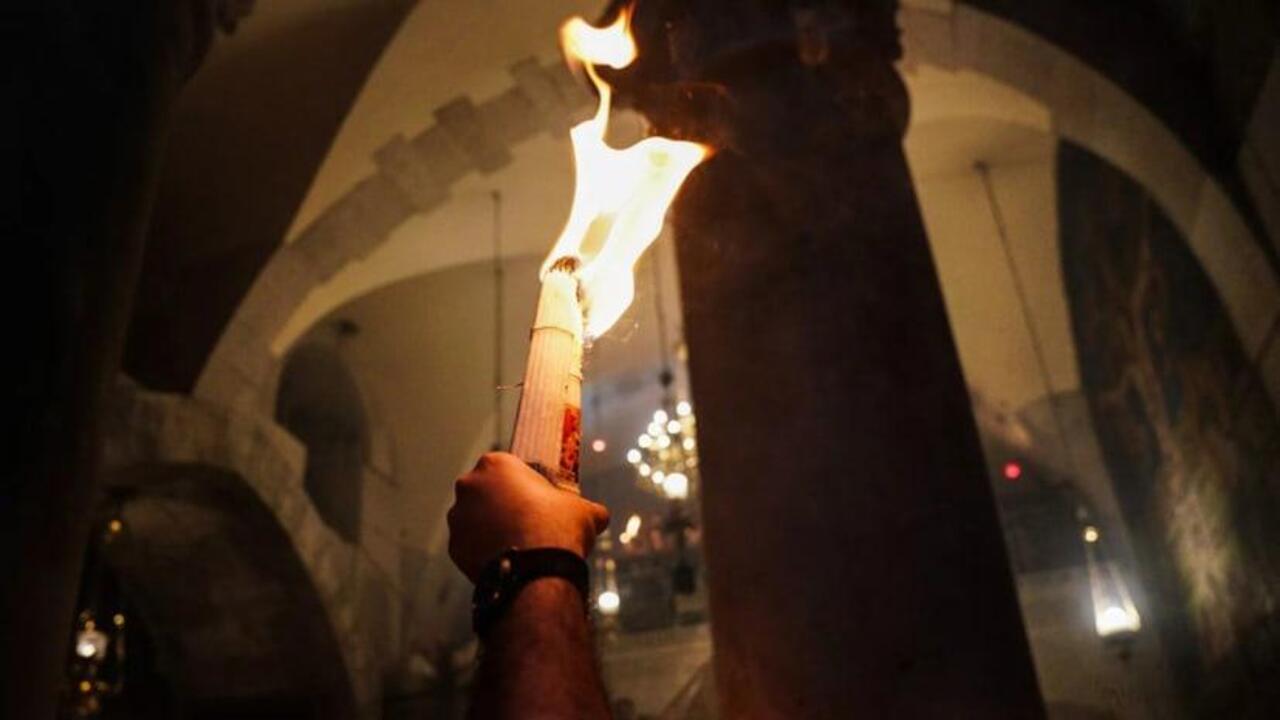 Благодатный огонь доставят в храмы Гатчины и района