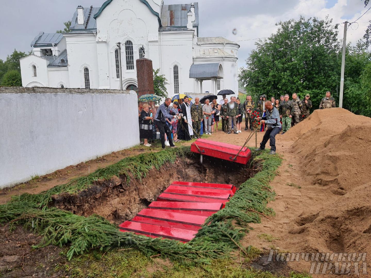 Гатчина тайцы. Братское захоронение Тайцы. Гатчина пос Тайцы. Храм Терволово. Кладбище Тайцы Гатчинский район.