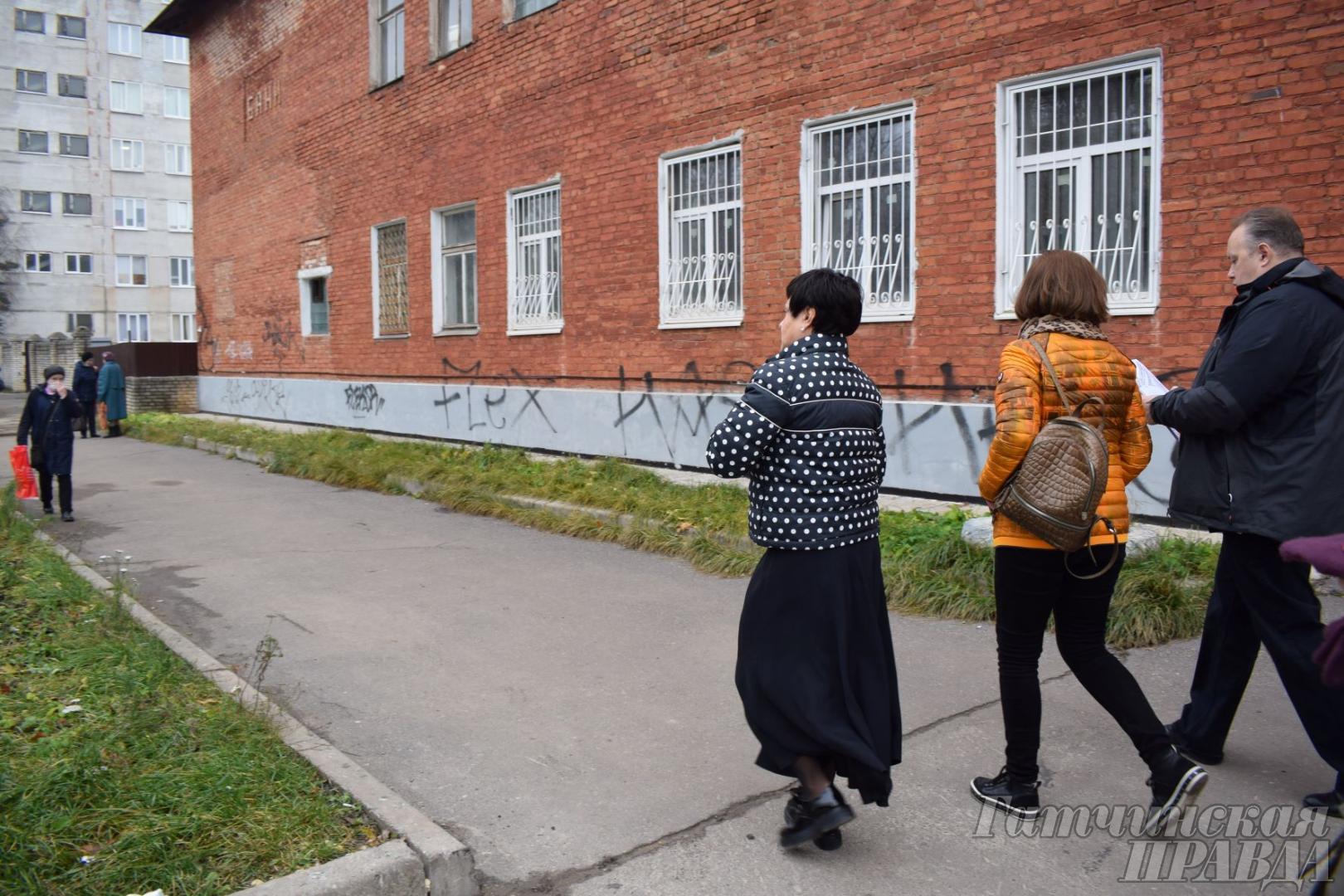 Пяти городская. Коромальди Людмила Гатчина. Администрация общежития.