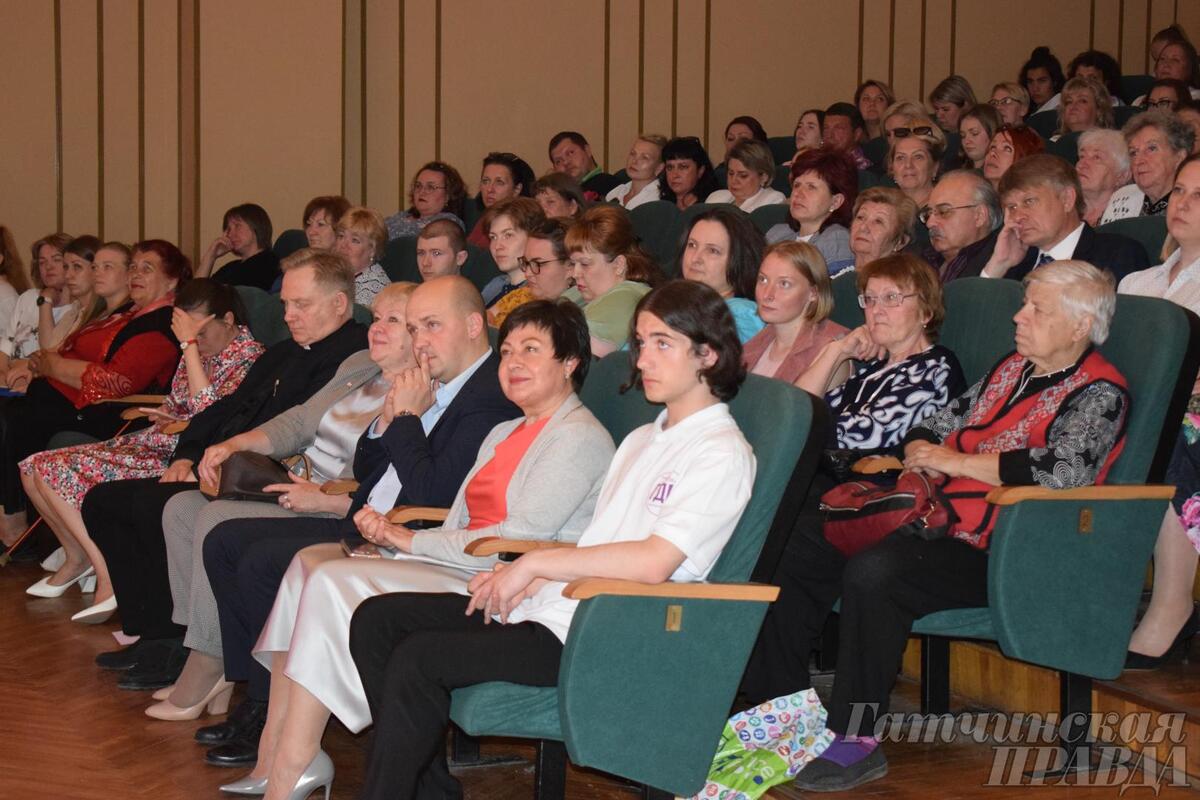 Нам судьбой доверен человек - Гатчинская правда