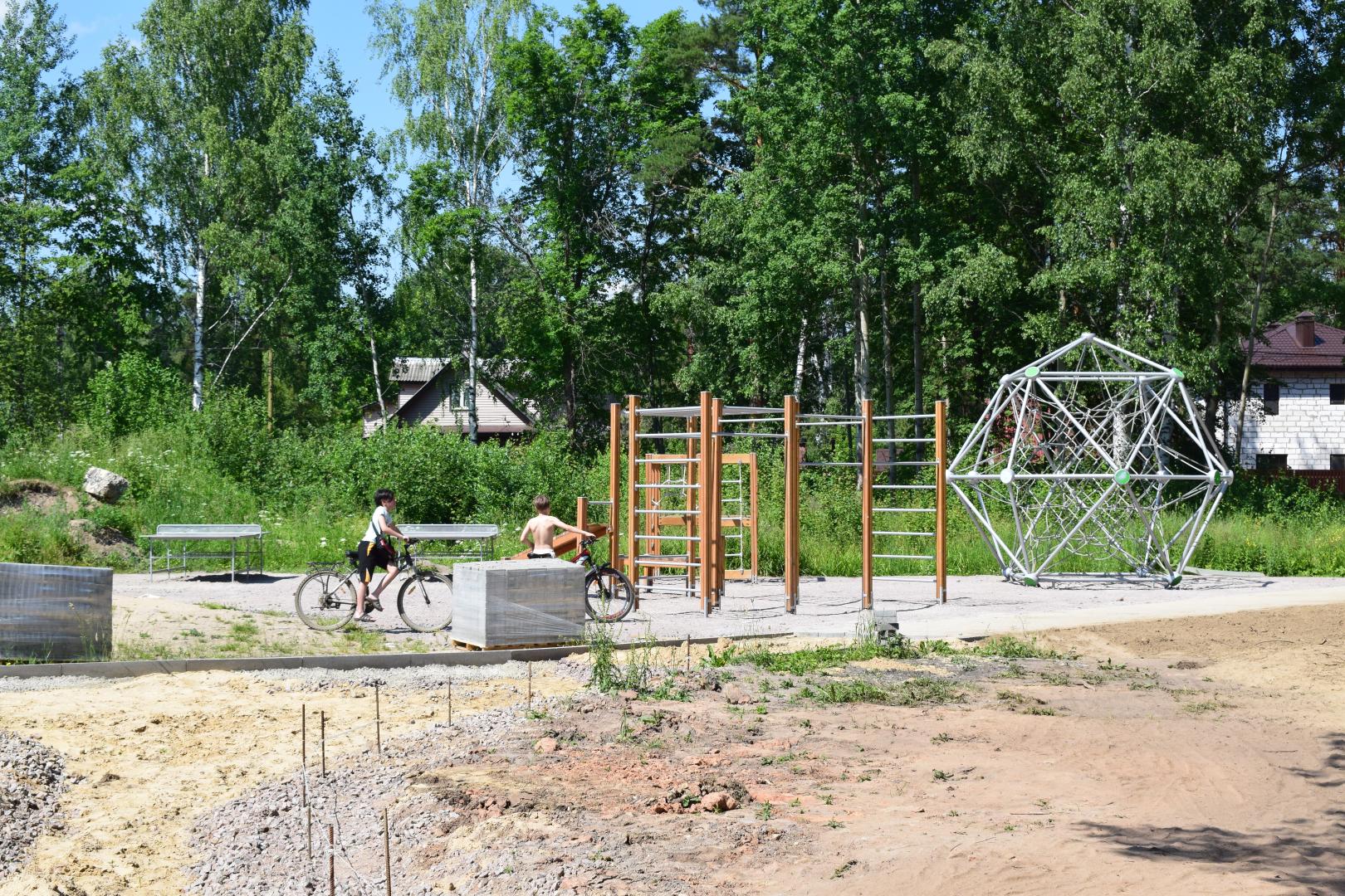 Прогноз погоды вырица. Детские площадки в Вырице. Подслушано в Вырице. Вырица фестиваль. Пожар в Вырице.