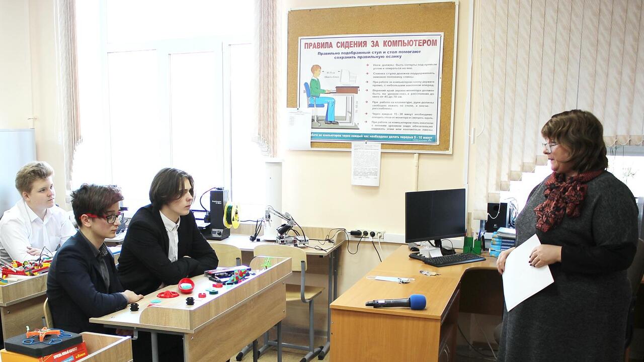В 35 школах Гатчинского района появятся советники по воспитанию