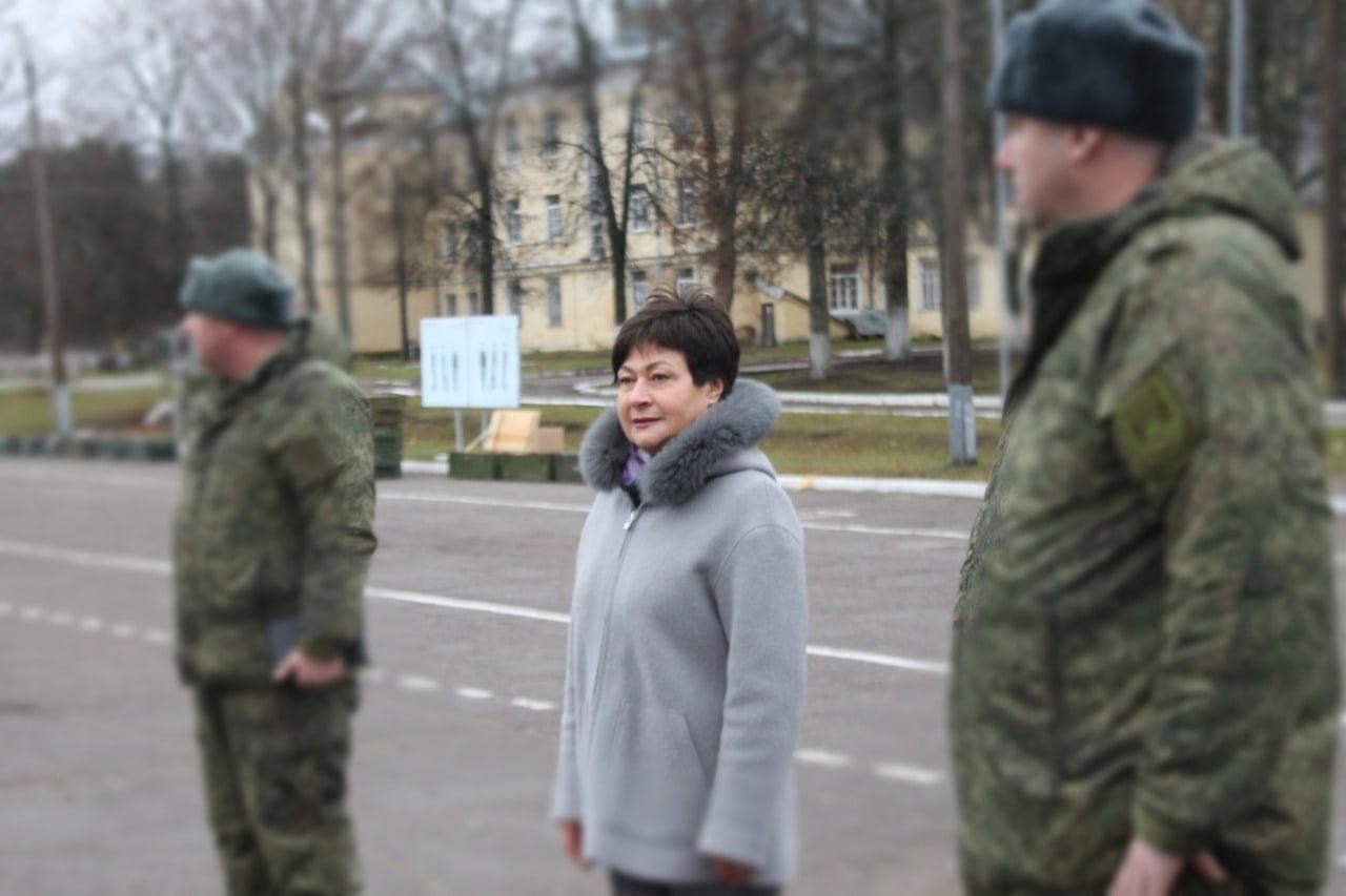 Новости луга ленинградской. Женский совет в воинской части. Мобилизованные в Луге.