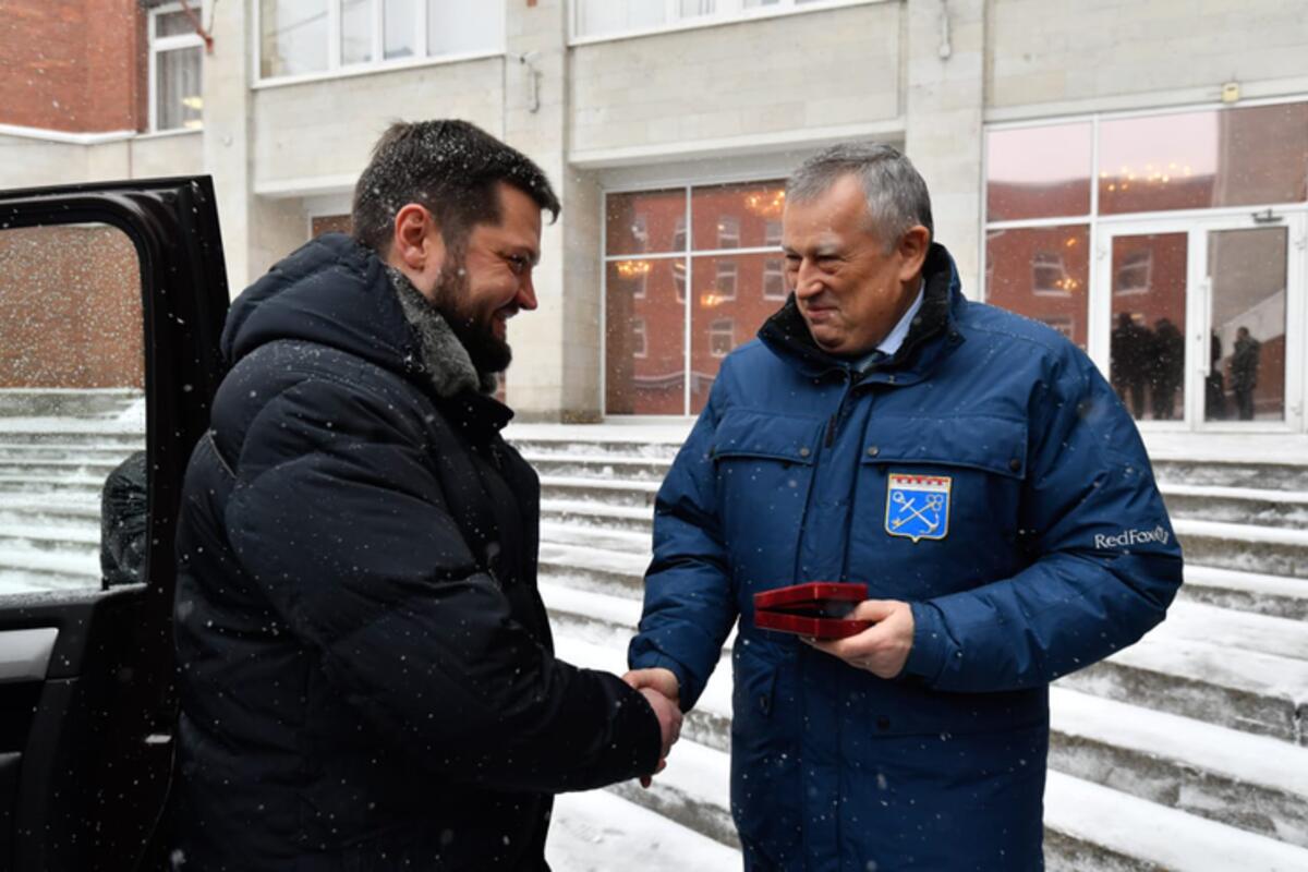 К Новому году ― гуманитарная помощь для Енакиево - Гатчинская правда