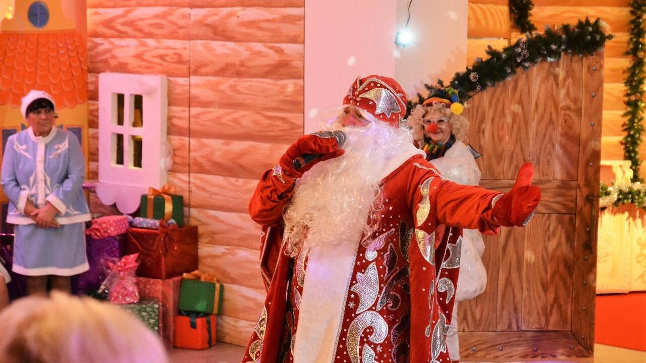 В Гатчине открылся терем Деда Мороза