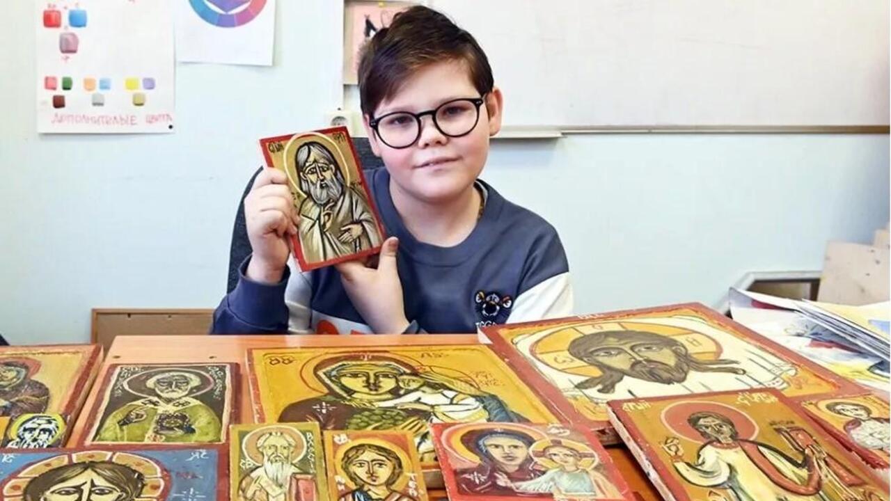 Школьник из Тихвина готовит персональную выставку икон в монастыре