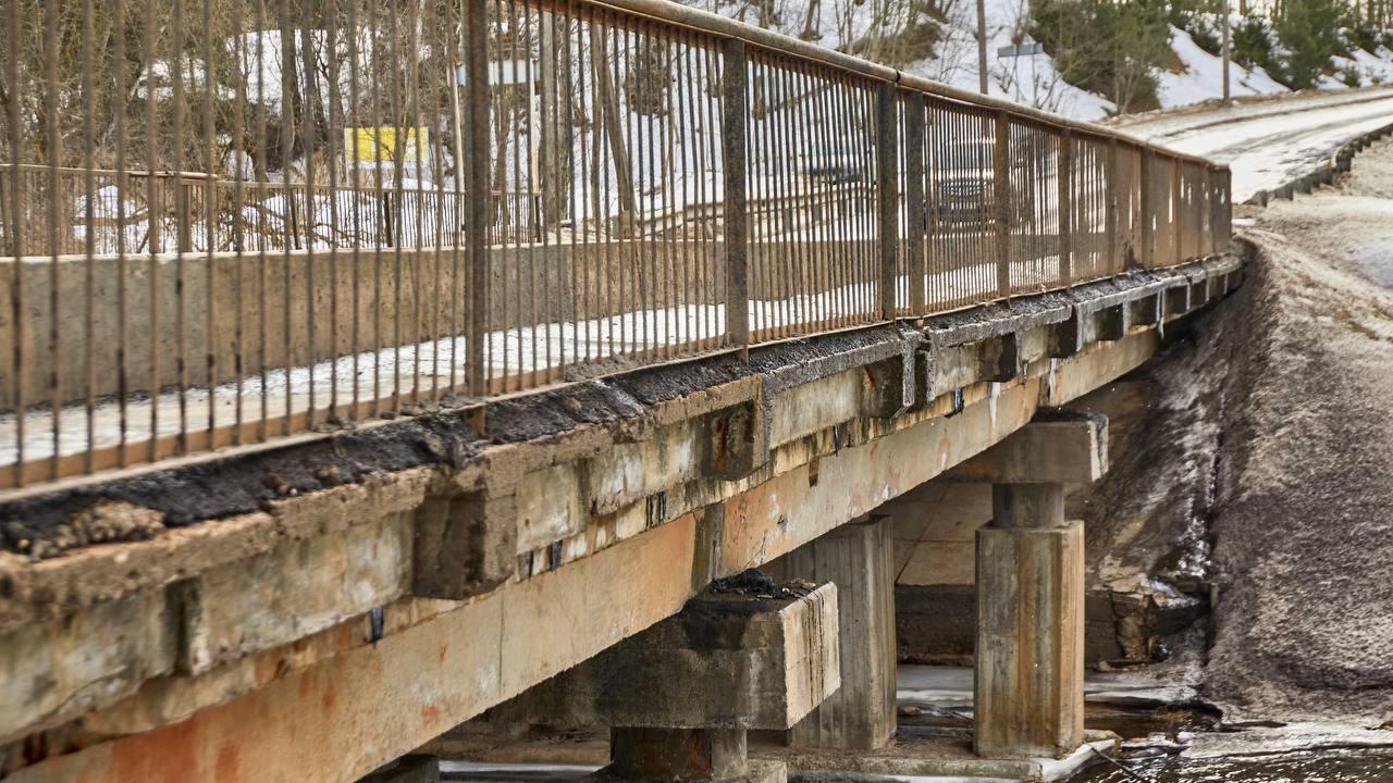 Мост через Оредеж закроется в субботу