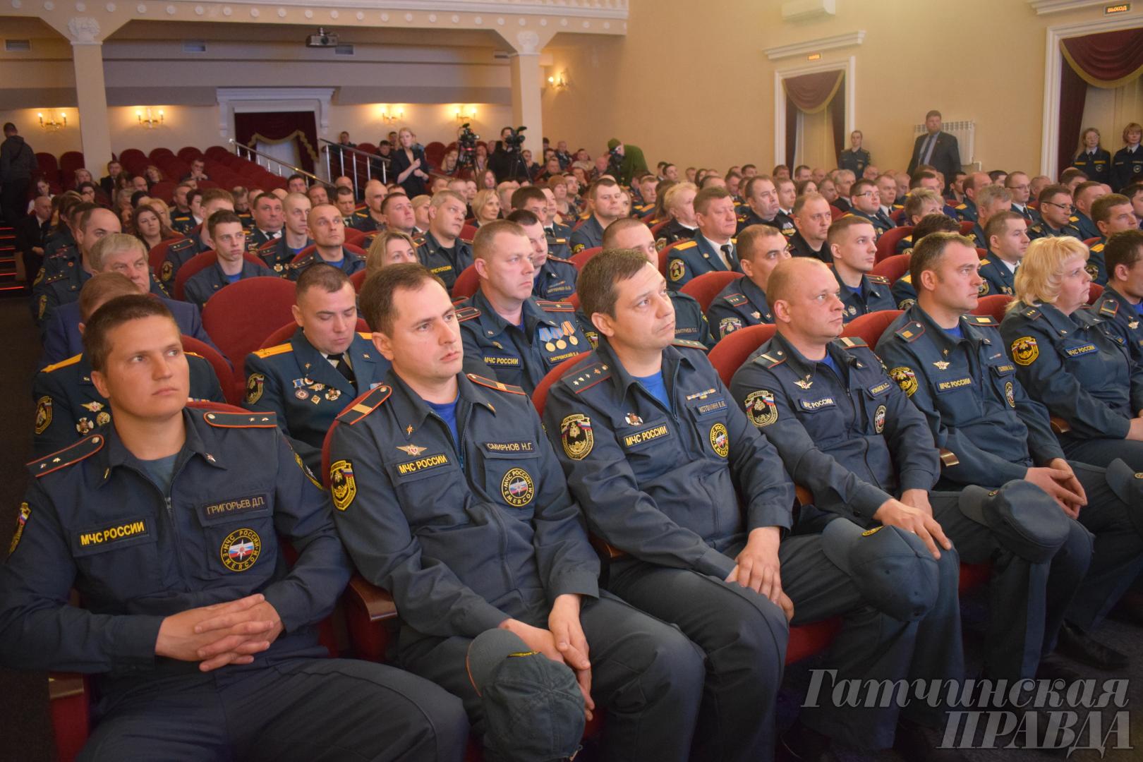 Награды пожарным Ленинградской области