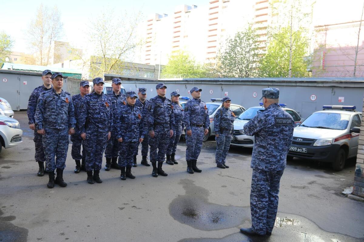 В Санкт-Петербурге и Ленинградской области сотрудники подразделений  вневедомственной охраны Росгвардии присоединились к акции «Георгиевская  ленточка» - Гатчинская правда