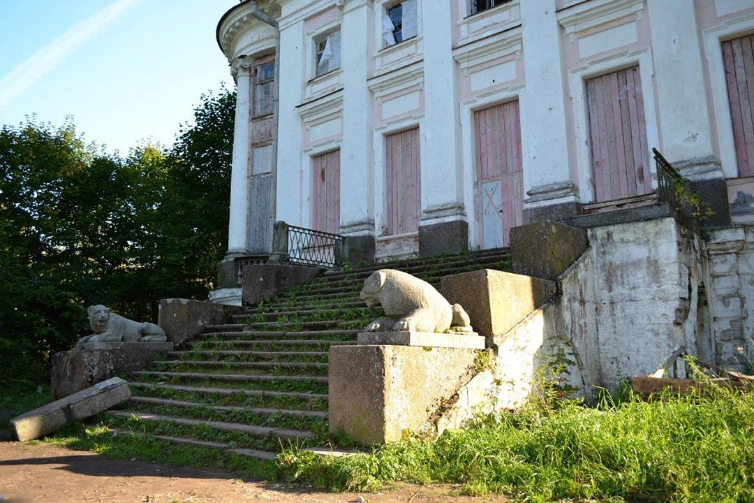 В Гатчинском районе отреставрируют усадебный дом Демидовых