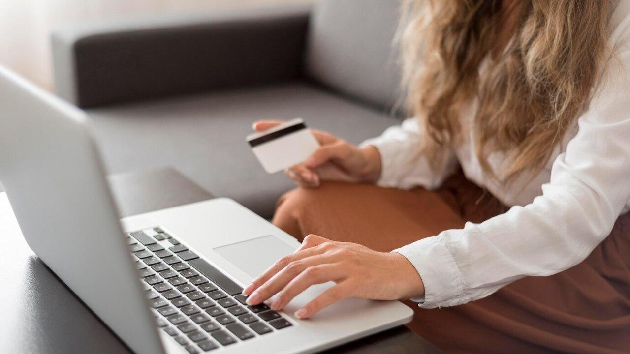 Онлайн-шопинг: что делать, если вас обманули в интернет-магазине?