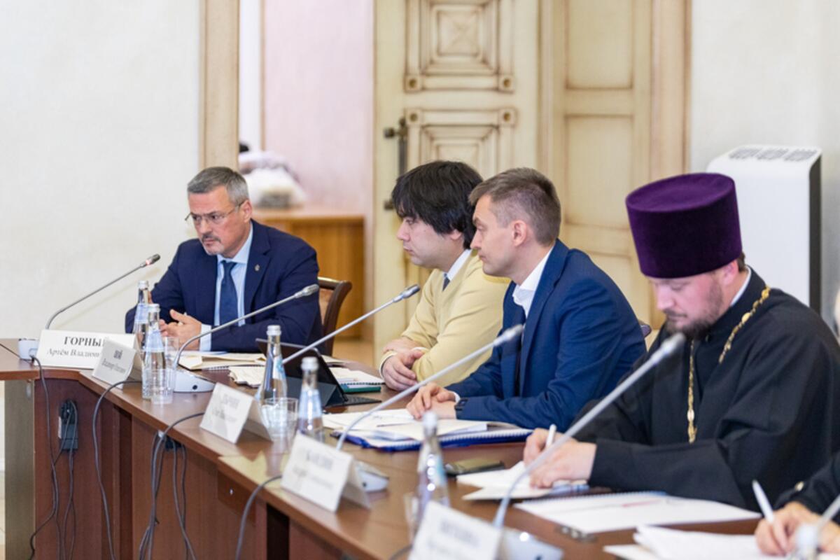 В Международном реставрационном центре в Рождествено в Гатчинском районе  будут обучать волонтеров культуры - Гатчинская правда