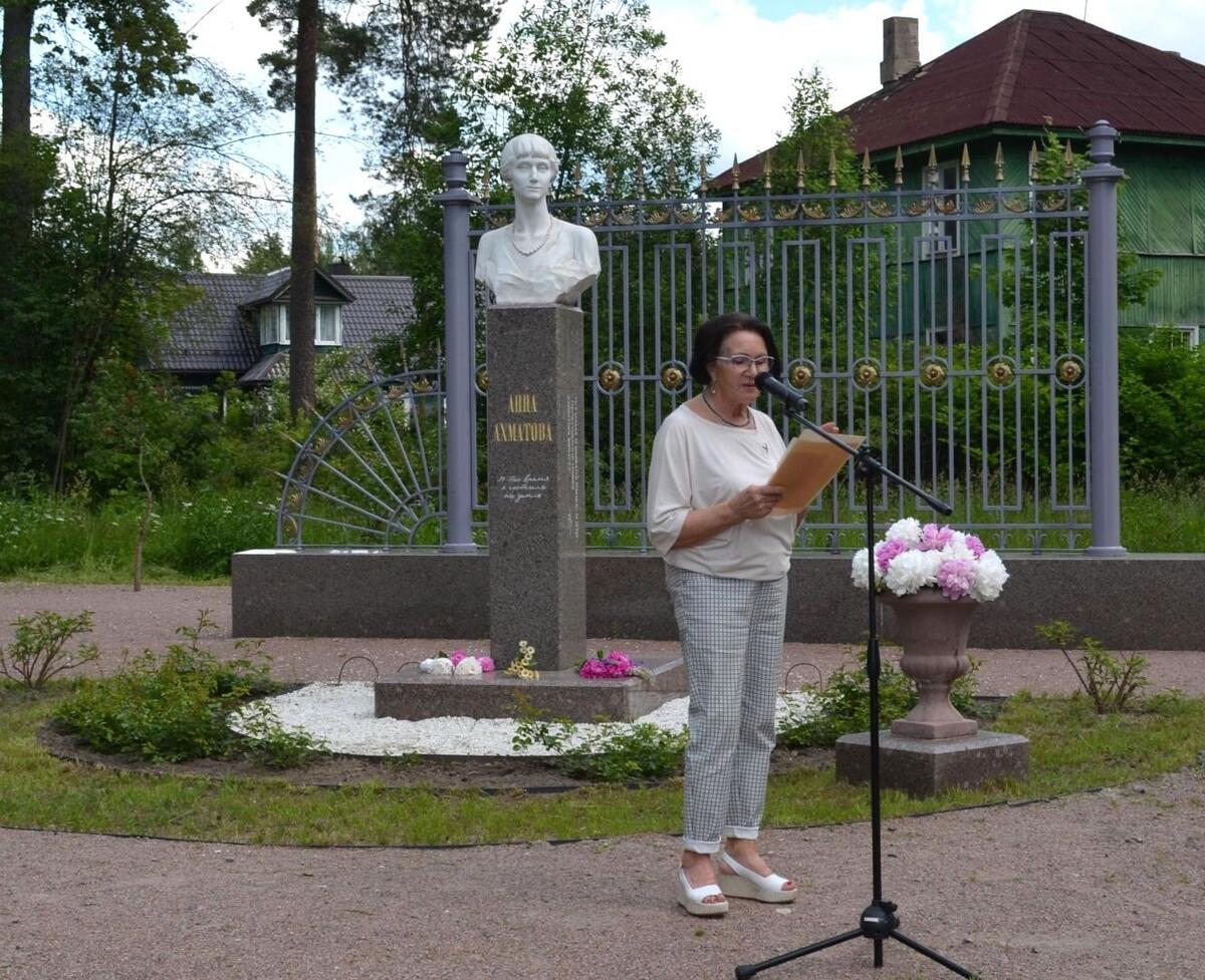 Серебряного века голоса» звучали в поселке Сиверский - Гатчинская правда