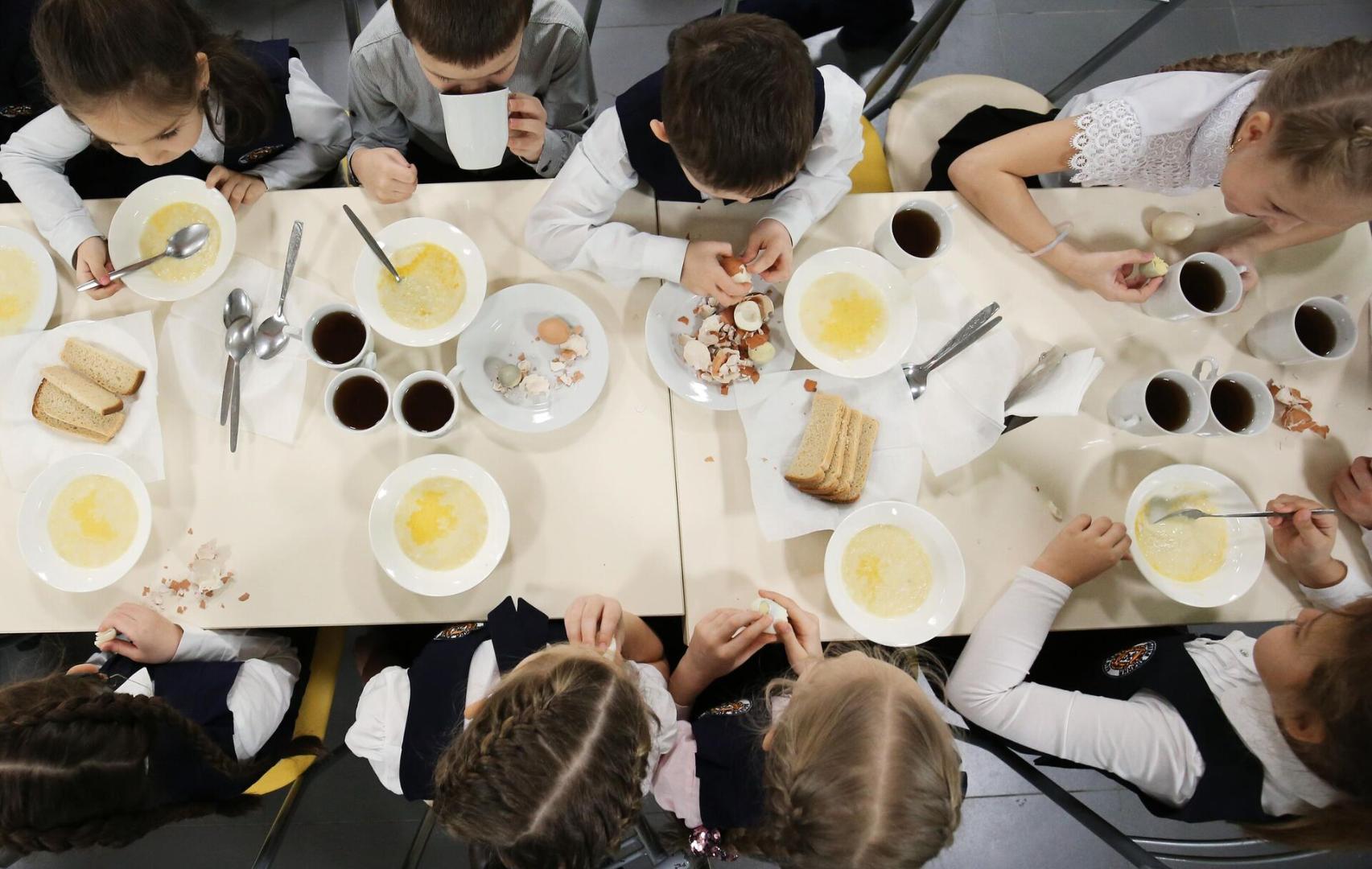 Бесплатное питание в школах – еще для одной категории учащихся