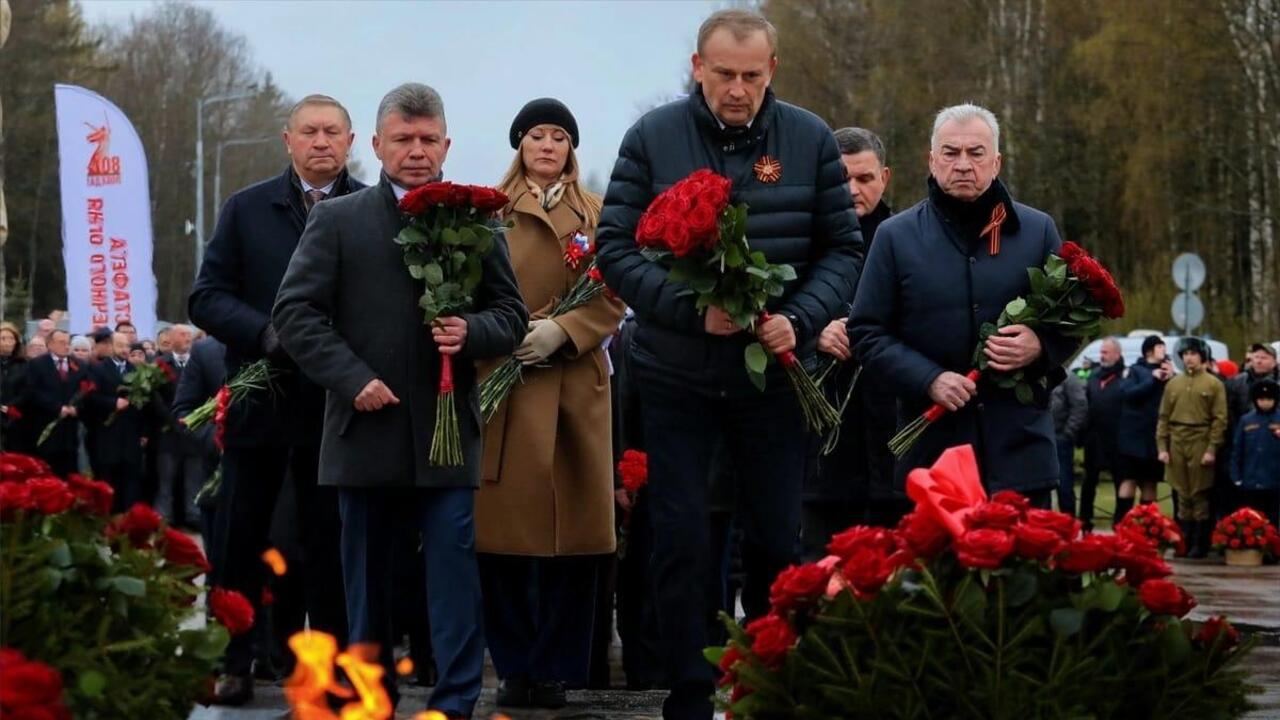 Эстафета Вечного огня началась на берегу Ладоги