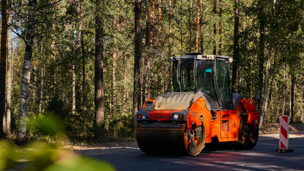 Дорожники ремонтируют трассы к туристическим локациям