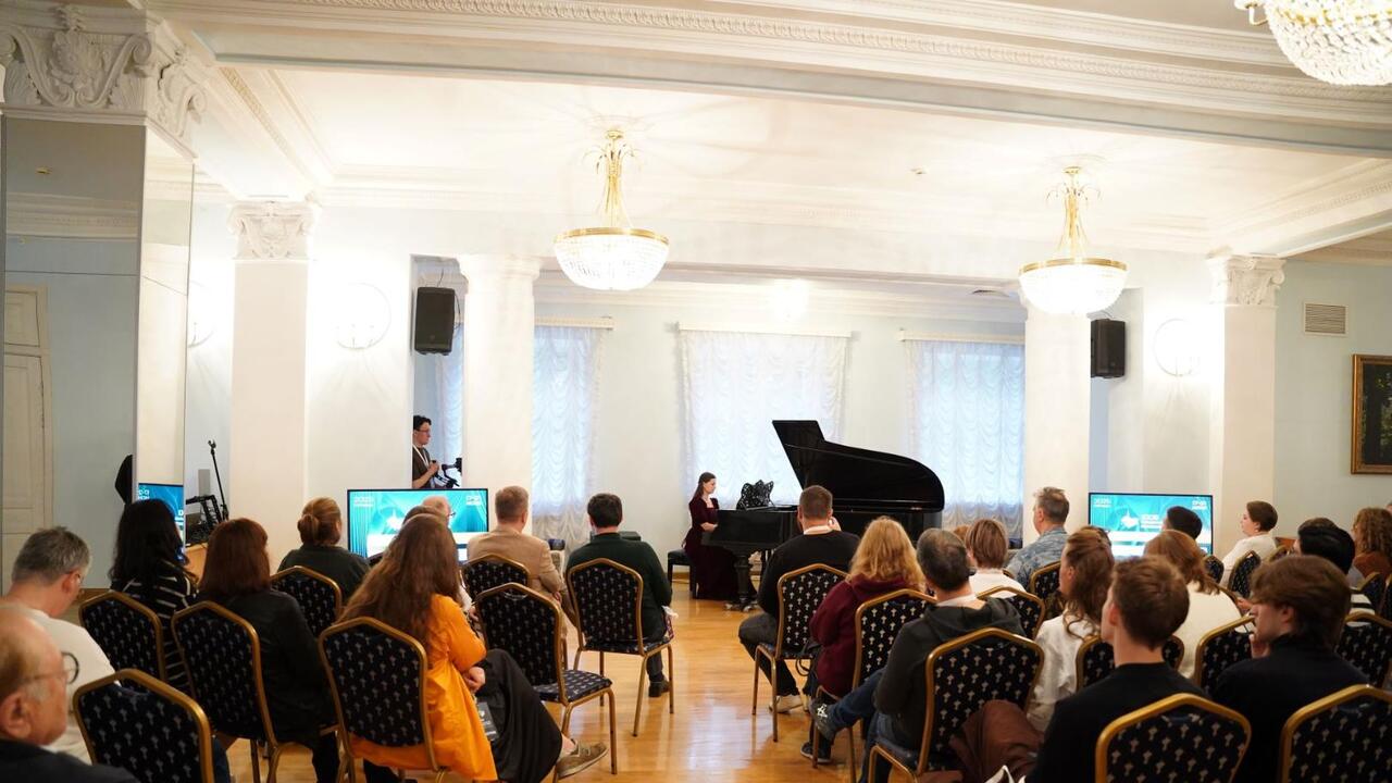 Музыка, литература и кино: редкие произведения писателей прозвучали на фестивале в Гатчине