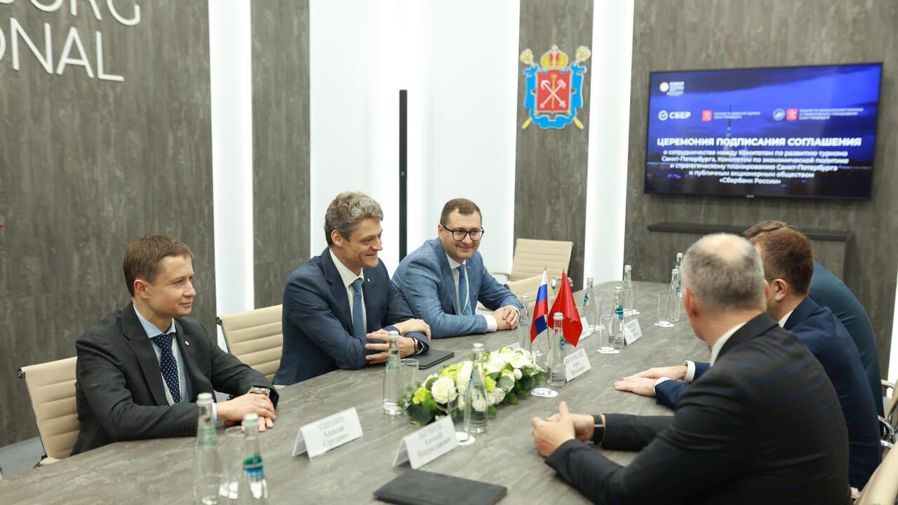 GenAI-технологии Сбера помогут в разработке «Туристической карты  Санкт-Петербурга»