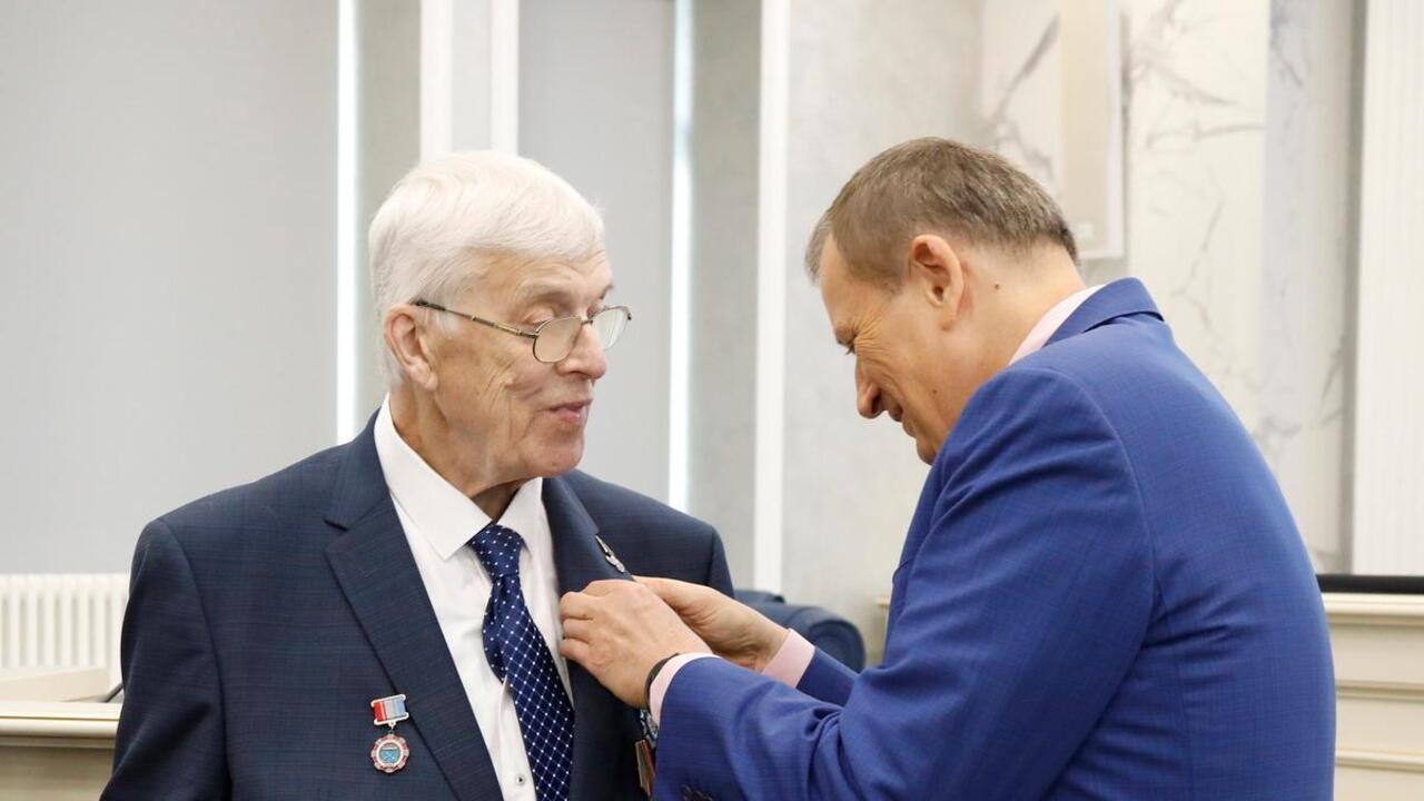 Награды достойным
