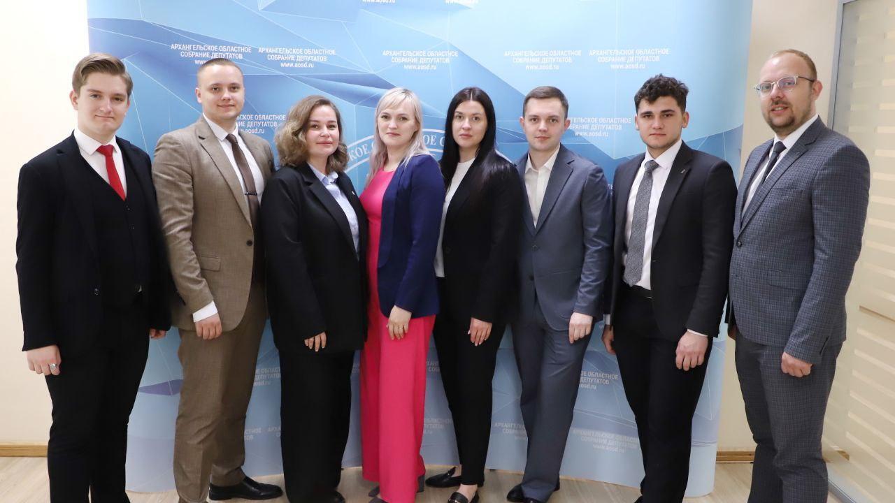 Молодые парламентарии обсуждают введение предельных норм содержания животных в жилых помещениях
