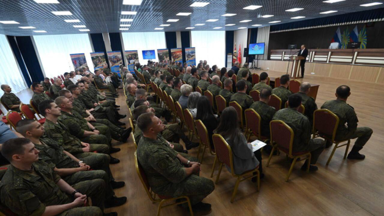 Александр Дрозденко — бойцам ПВО: «Спасибо за защиту ленинградского неба!»