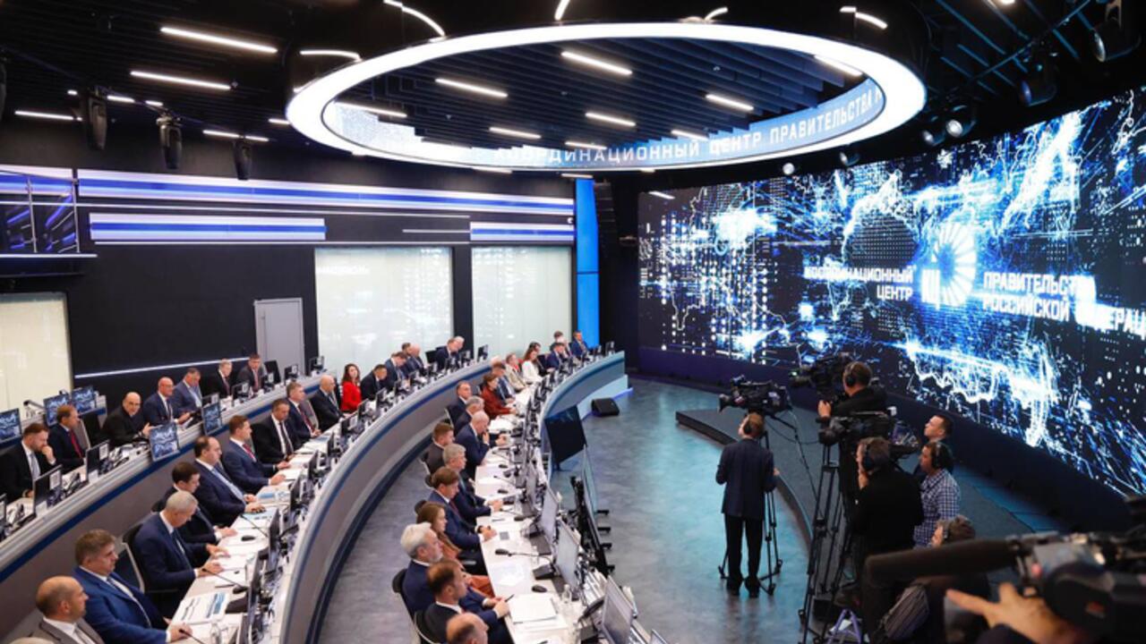 Ленобласть направит в правительство инициативы по проекту ВСМ и развитию дорожной сети
