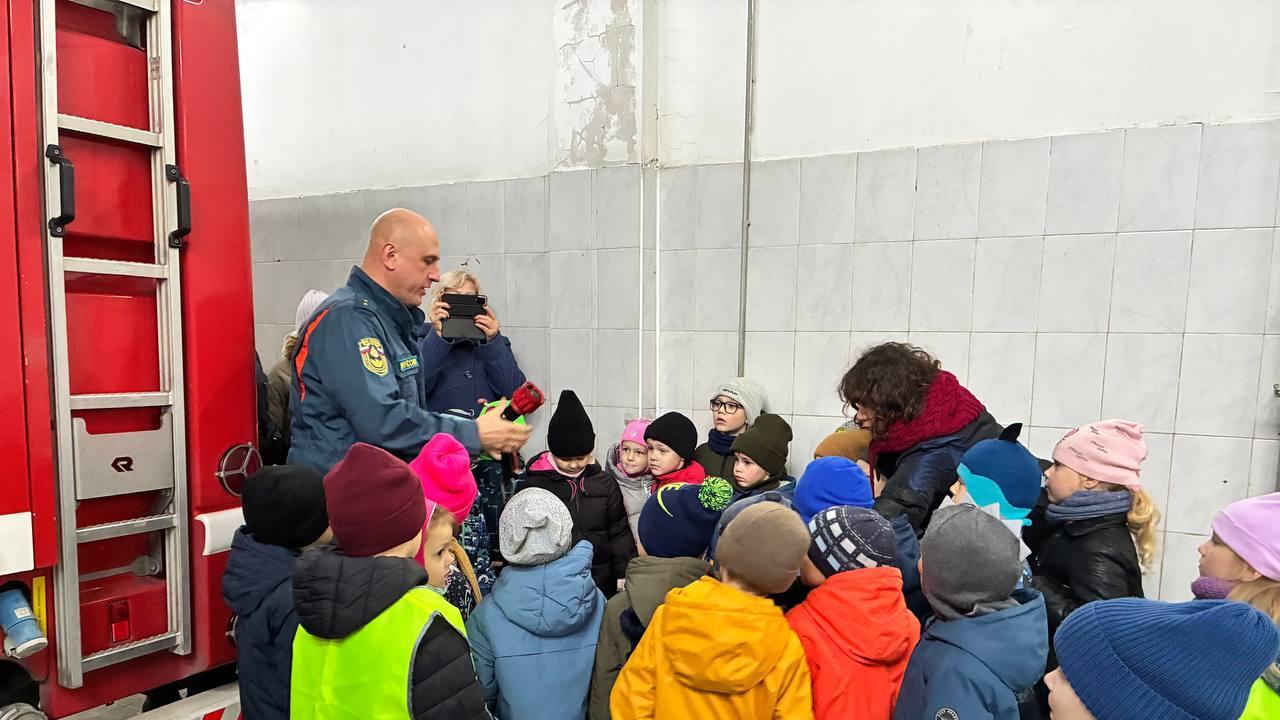 Пожарная часть глазами детей