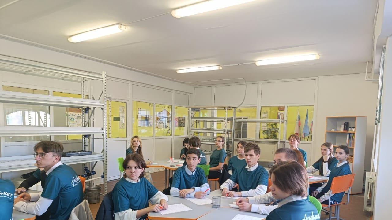 Ученики Большеколпанской школы написали агродиктант