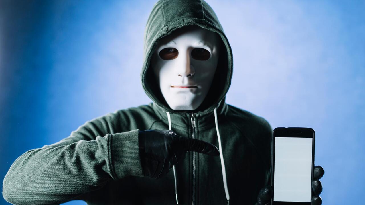 Обман по талону: Телефонные мошенники стали применять новую схему с 
