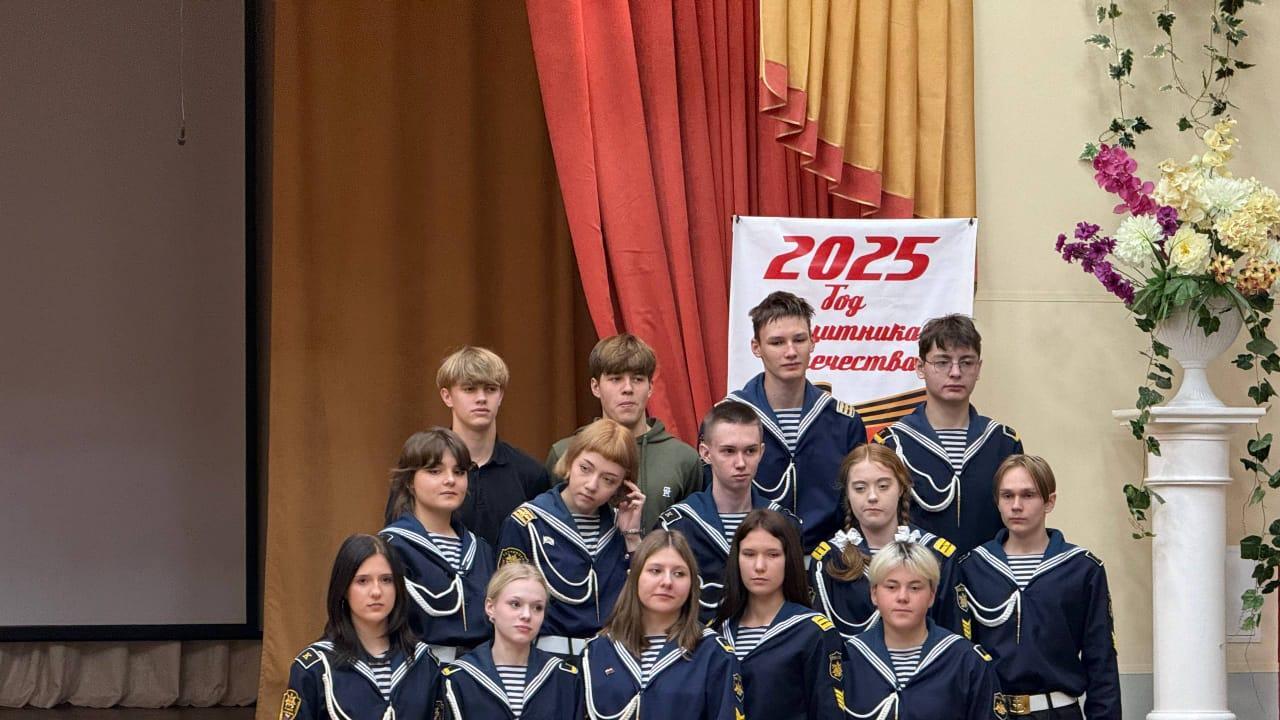 В 11 школе в Гатчине растят военных медиков