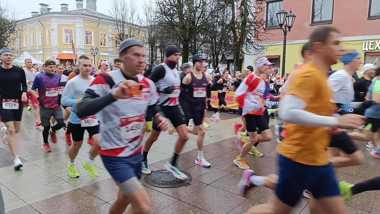 XVI Гатчинский полумарафон: от Владивостока до Восточной Африки