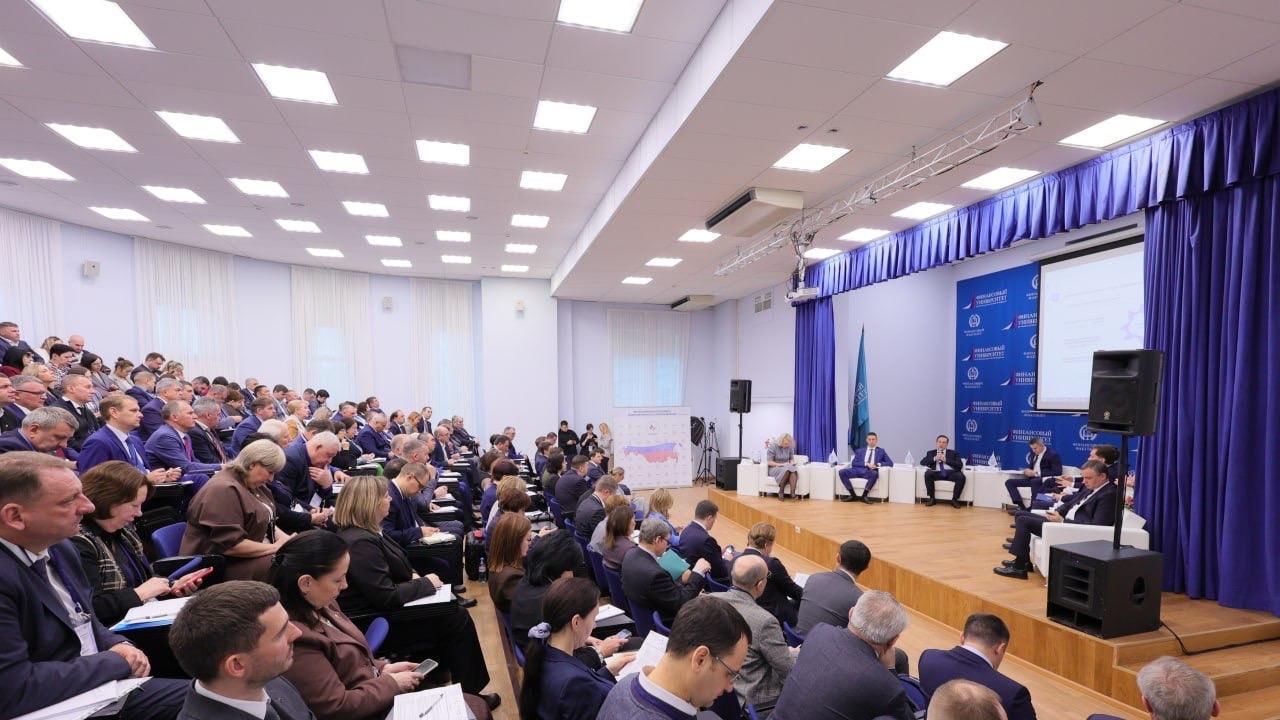 ВАРМСУ провела стратегическую сессию по развитию муниципальных образований