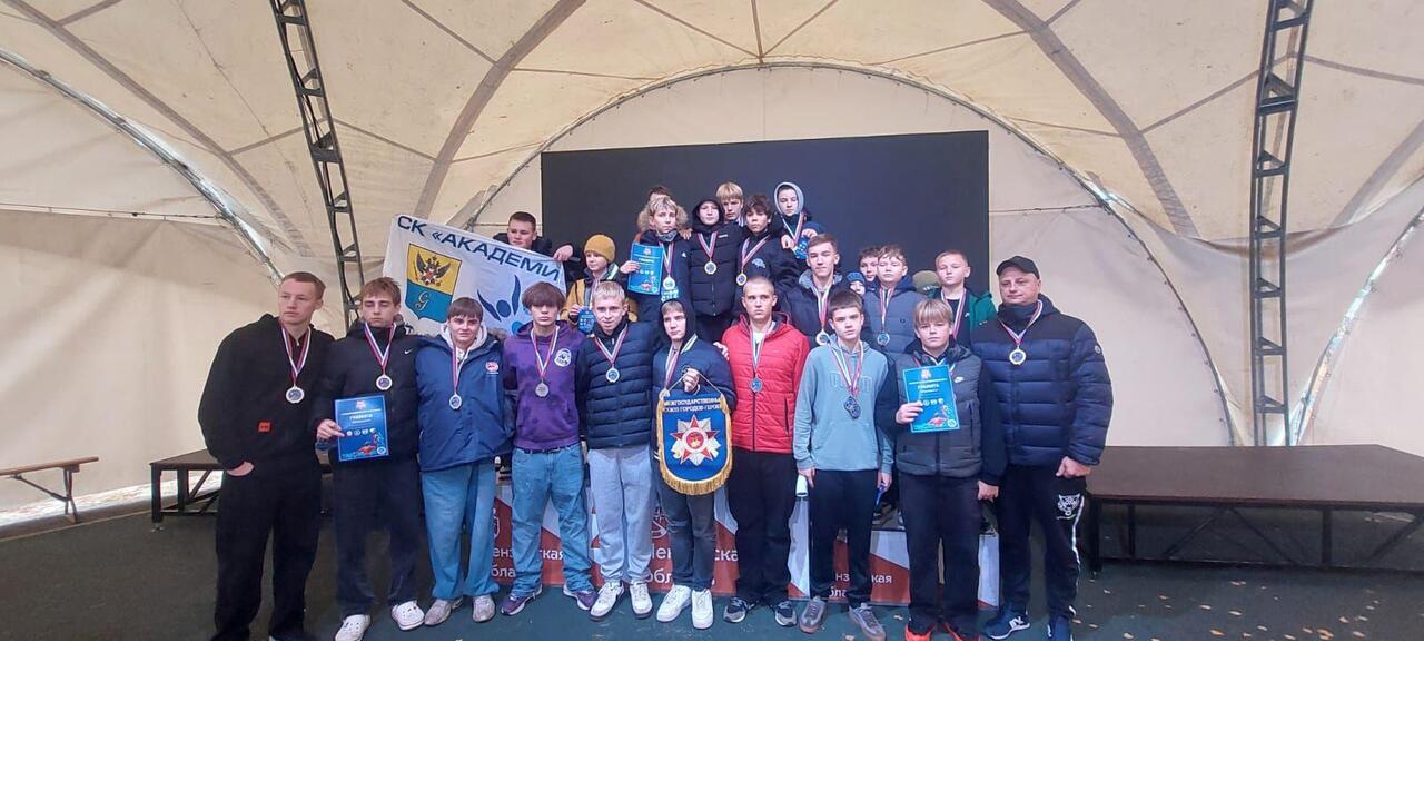 Победа гатчинских ватерполистов