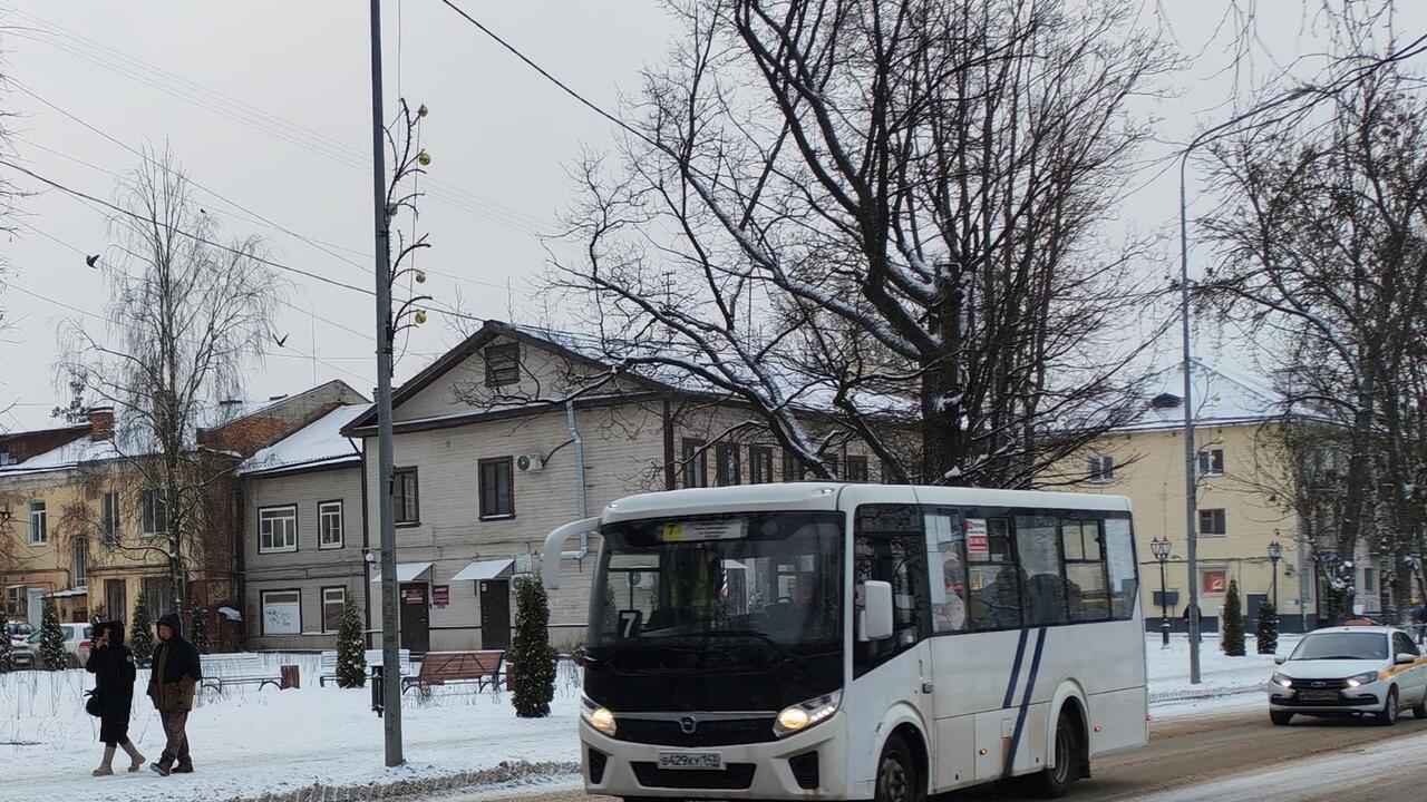 График работы городских и пригородных автобусов в период новогодних праздников 2025-2026: