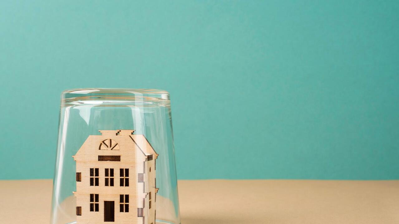 Улучшение условий добровольного страхования квартир в МКД через единый платёжный документ «ЕИРЦ ЛО»