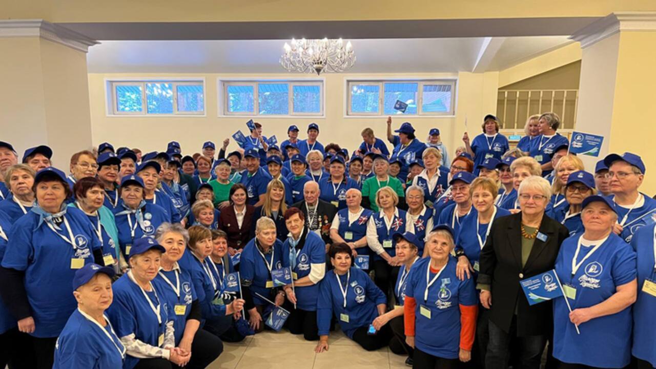 В Ленобласти серебряные волонтёры представили лучшие инициативы