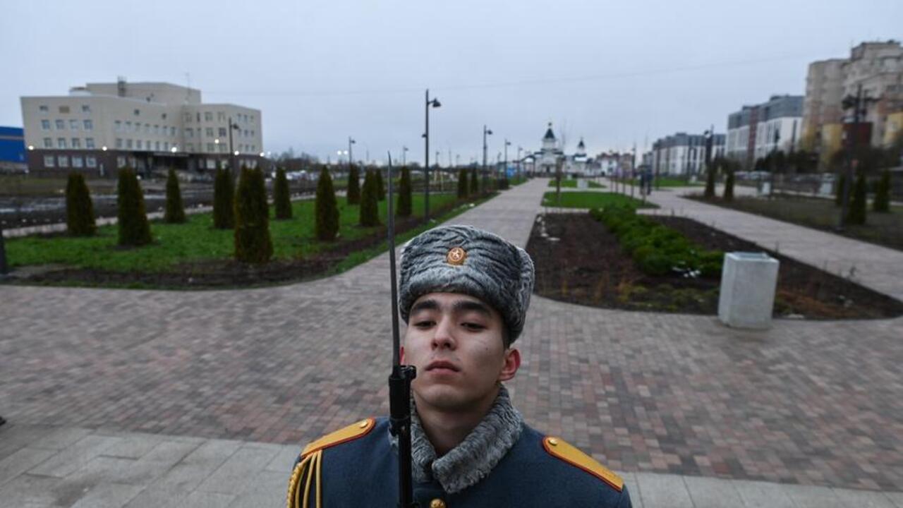 Гатчинский сквер Спасателей – к 35-летию МЧС