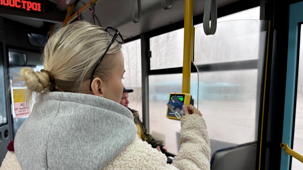 Более 20 тысяч человек подали заявление на получение карты ЕКП «Ленинградская»