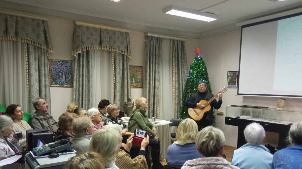 «Старые песни о главном …»