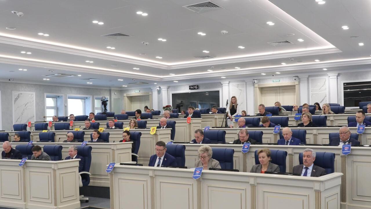 Молоко плюс йогурты