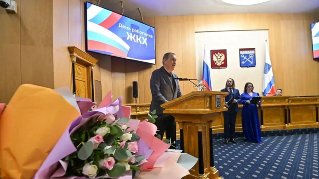 Ленобласть чествует работников ЖКХ