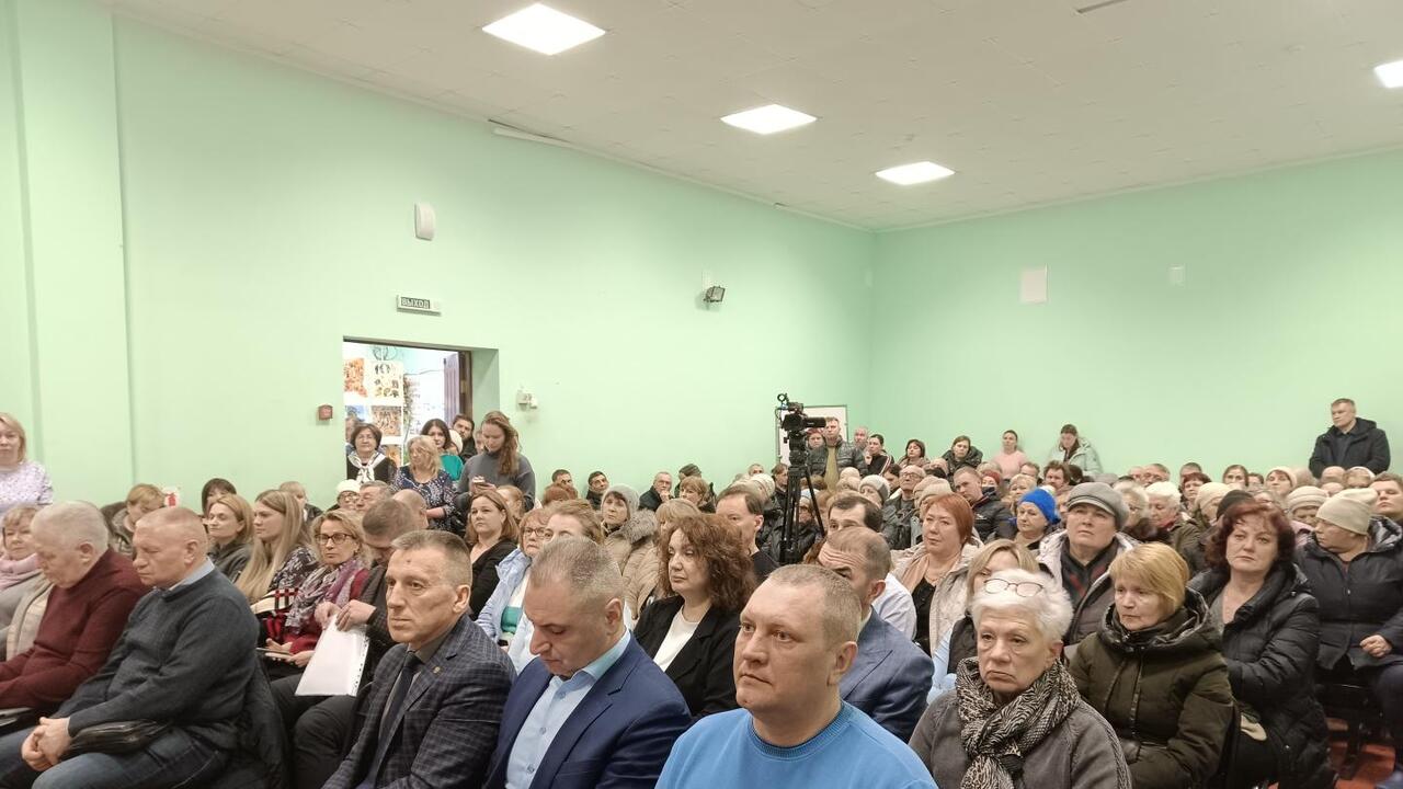 Дивенский сменил прописку