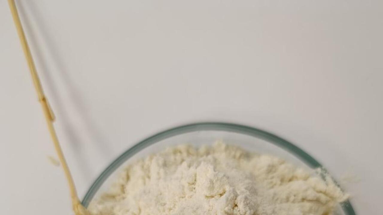 20 марта – день муки. Эксперты Санкт-Петербургского филиала ФГБУ «ЦОК АПК» рассказали о том, как исследуют муку на качество