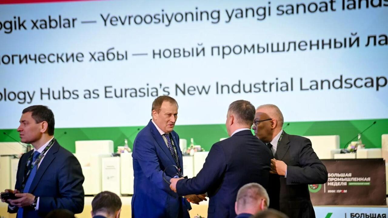 Делегация Ленобласти — на выставке «ИННОПРОМ. Центральная Азия 2026».